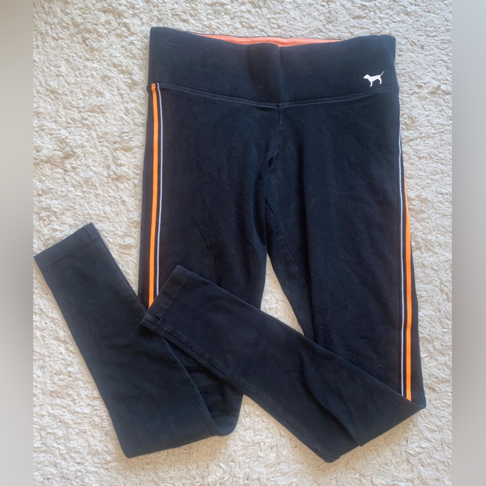 Pink Victoria’s Secret yoga leggings